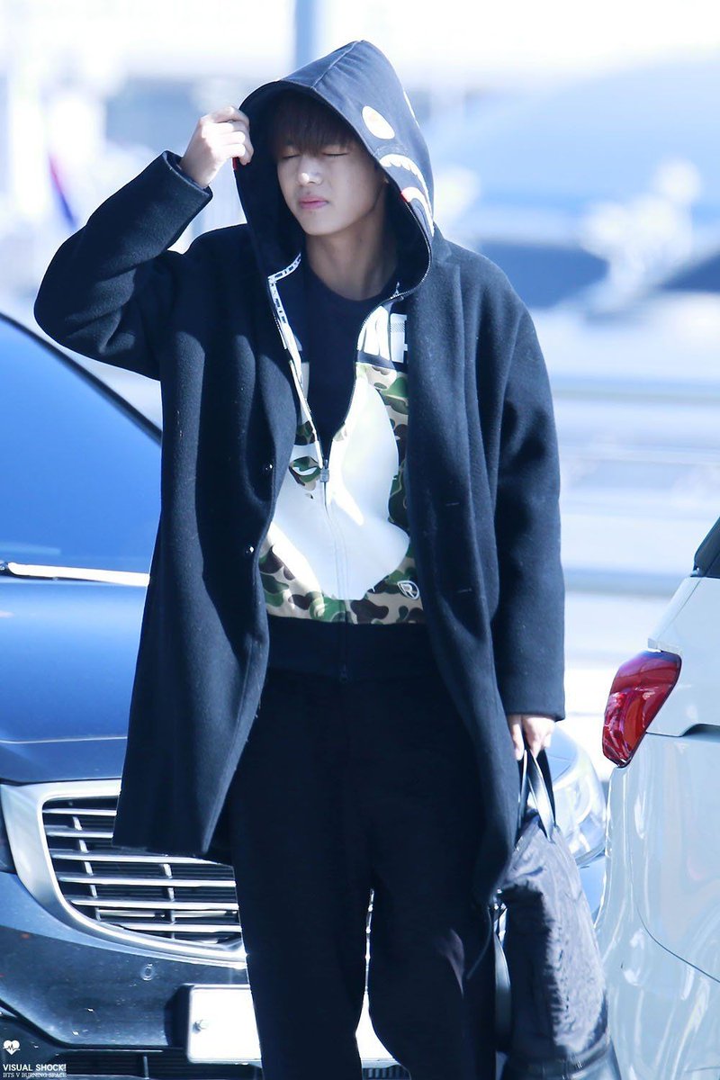 ⊹♡✧ taehyung airport fashion; a thread ✧♡⊹