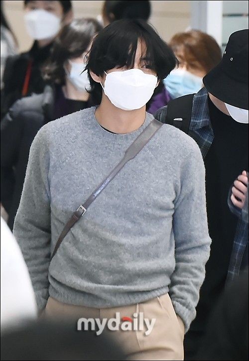 ⊹♡✧ taehyung airport fashion; a thread ✧♡⊹