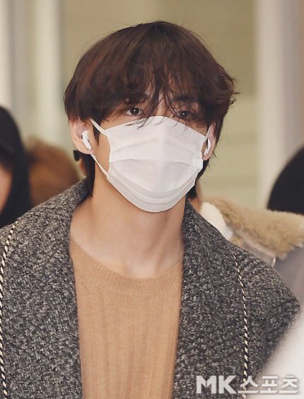 ⊹♡✧ taehyung airport fashion; a thread ✧♡⊹
