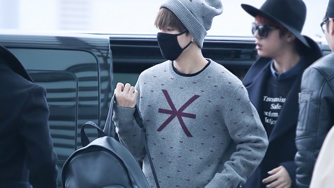 ⊹♡✧ taehyung airport fashion; a thread ✧♡⊹