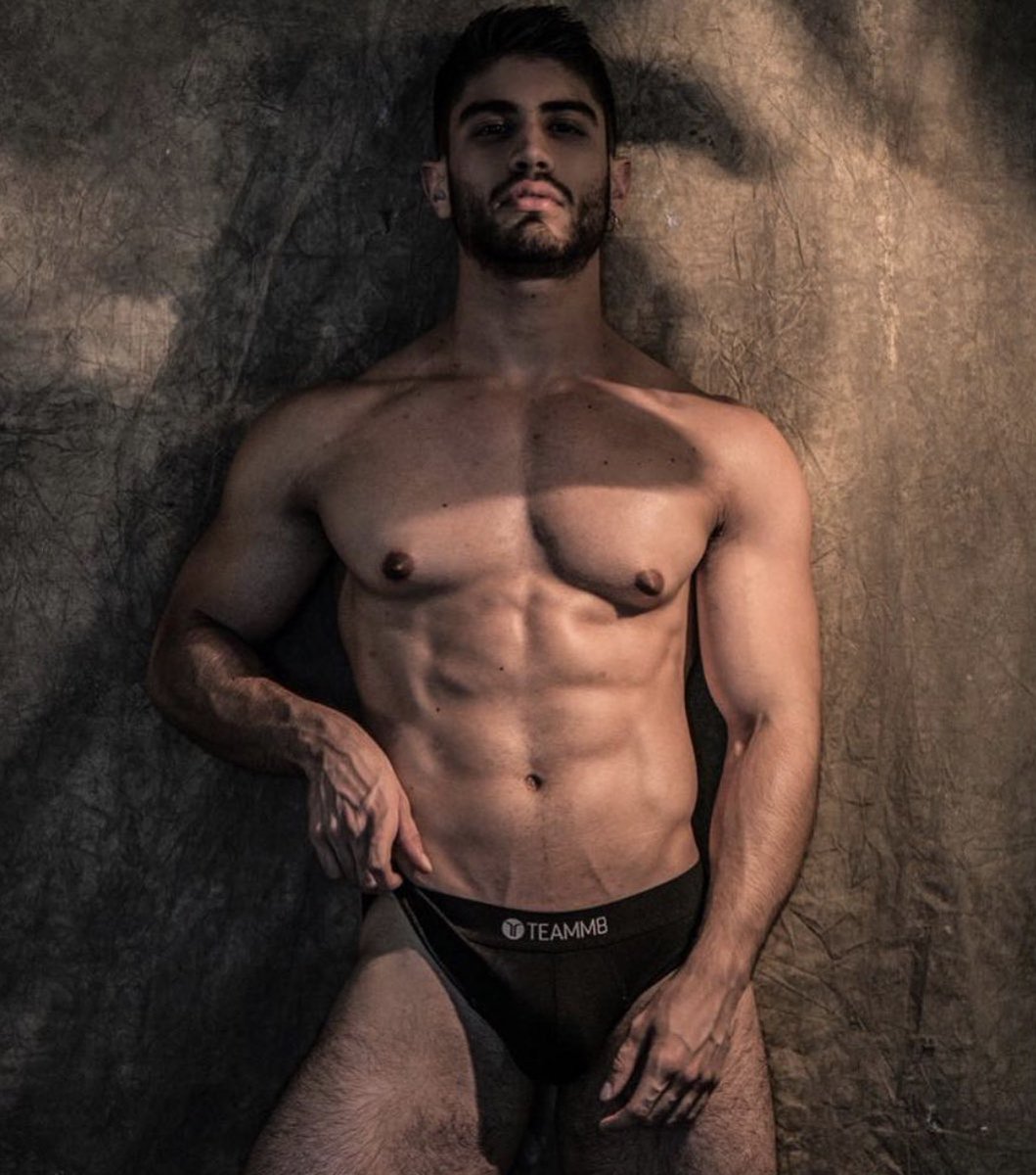 germanfotografo's tweet photo. Manuel Lopera trabajo que hicimos para su imagen de Dj #PrideMonth #phoptographer #fashion #underwear #male #muscle #fit https://t.co/1Qz1YMW1pU