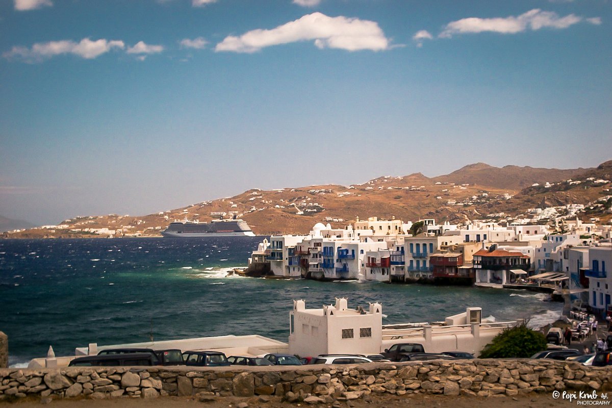 PopiKmb's tweet photo. Mykonos Town! (Chora) © Popi Kmb
See more #photos on my blog: https://t.co/b98OQhz0EH 

#mykonos #greece #island #VisitGreece #paraportiani #little_venice #greek_islands #FotoRshot #ThePhotoHour #BBlogRT #YourAwesomePics #myphotos #photography #photooftheday https://t.co/ZCkQszj6hI