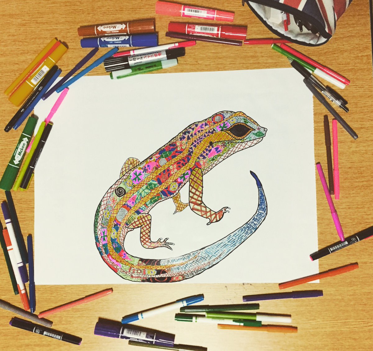 Thom93Yorke's tweet photo. #お絵かき #painting #lizard #トカゲ 
久しぶりにいい感じに書けた
#絵 #ペン画 https://t.co/8whbieWQv5