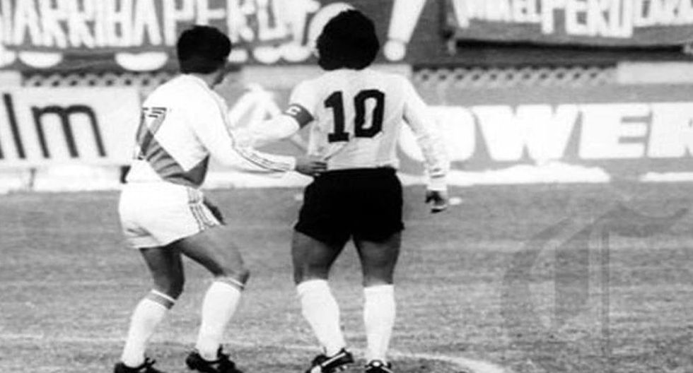 Perú Noticias on Twitter: "Luis Reyna y los detalles secretos cómo se preparó la implacable marca a Maradona en 1985 Hace 43 años, Diego Armando Maradona debutó como titular en la