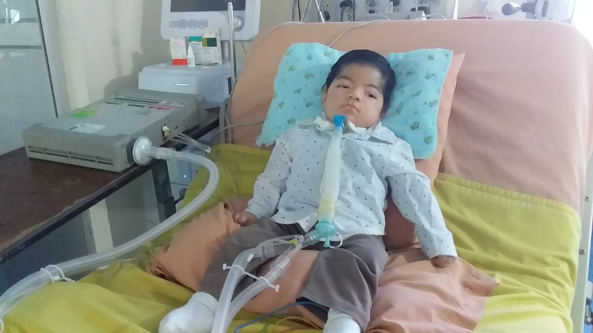 Please help us, that little Wilson with #CentronuclearMyopathy can be at home with his family.   in #Ecuador. @ZNM_Stark is fundraising and informing here: znm-zusammenstark.org/en/myopathie/p…
#SiSePuede #JuntosSomosfuertes #RareDisease
