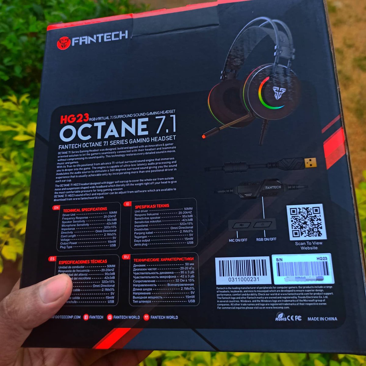 Rasikalink's tweet photo. Headphone upgraded 🙊😍🎧
Fantech HG23 Octane 7.1
View on Instagram : https://t.co/mMDTebktp7
#visualeffectlighting #electronics #audioequipment #light #headphones #headset #technology #gadget #hg23 #neon #multimedia #device #rasikalink #fantech #rgb #rgblights #rgbled https://t.co/6Ig9PXPqDm