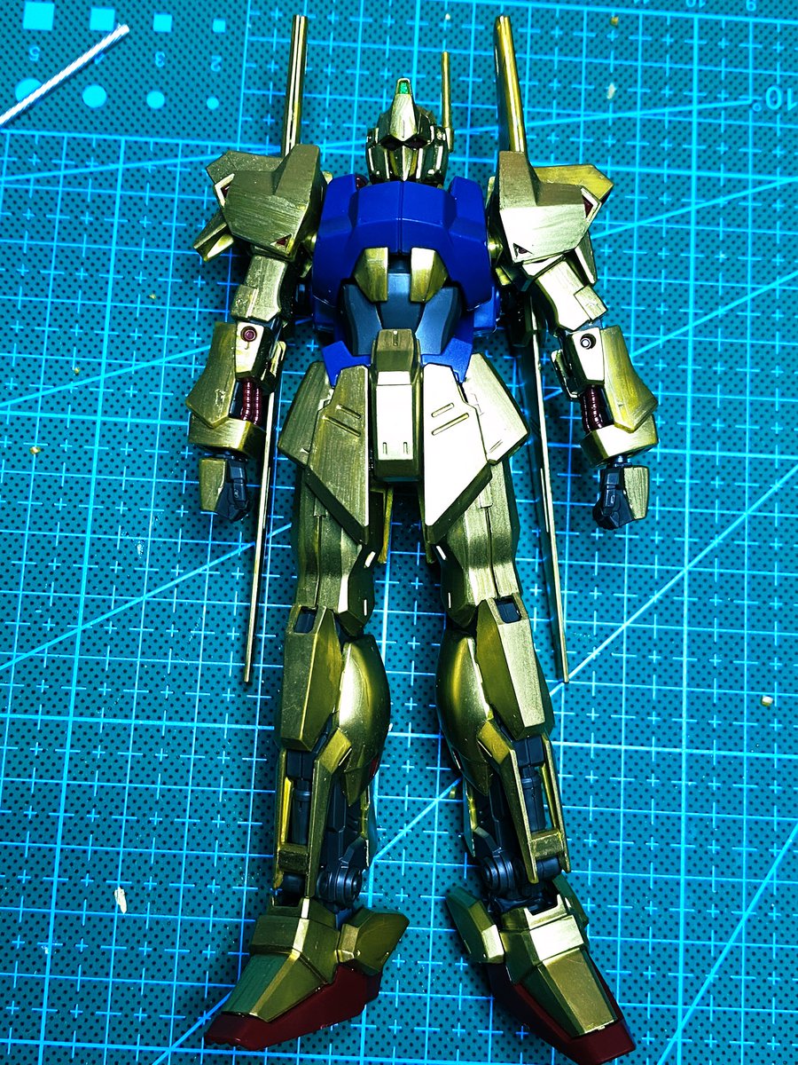 O Xrhsths 小嶋慎太郎 Sto Twitter 金マッキーでガンプラ塗り初挑戦 百式カッコいい 塗装剥げない様にしたいなぁ