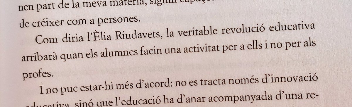 applejux's tweet photo. "La veritable revolució educativa arribarà quan els alumnes facin una activitat per a ells i no per als profes." @EliaRiudavets dixit a #ProfesRebels de @xtianolive. +1000 https://t.co/tNjGJ8HcPU