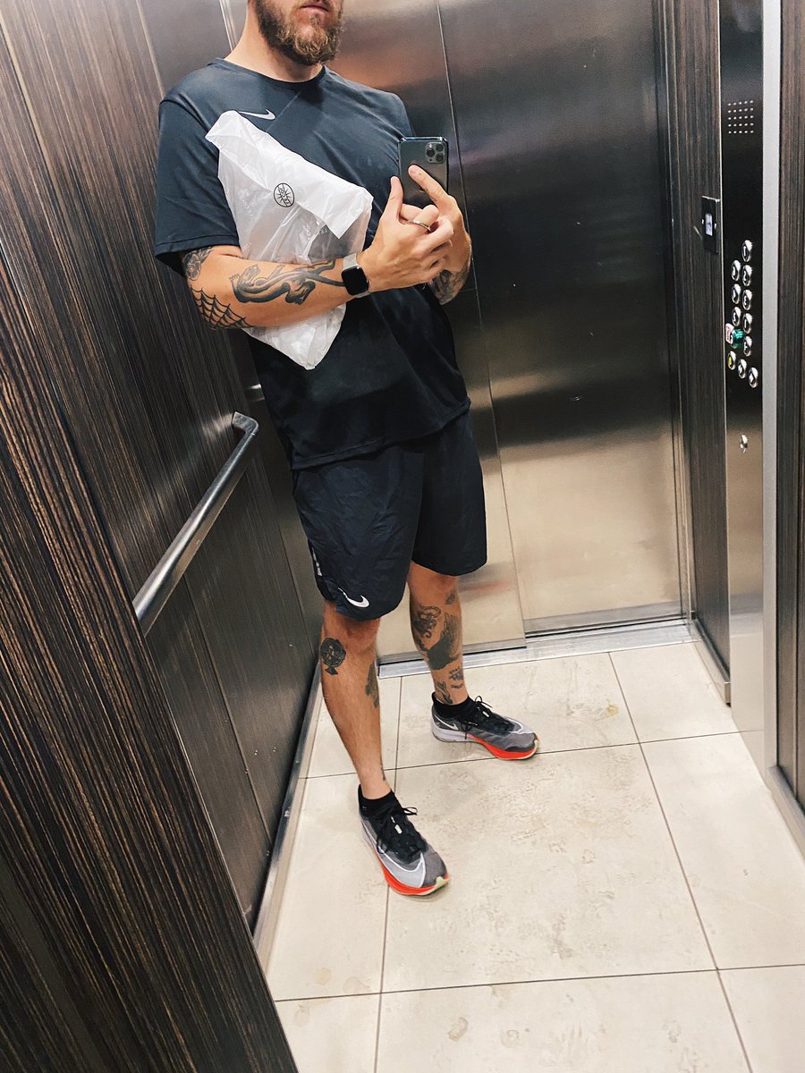 Run + <a href="/LeColUK/">Le Col</a> gear 🙏🏼