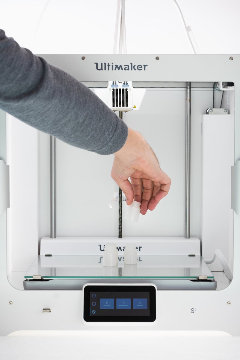 Thought3D tweet media