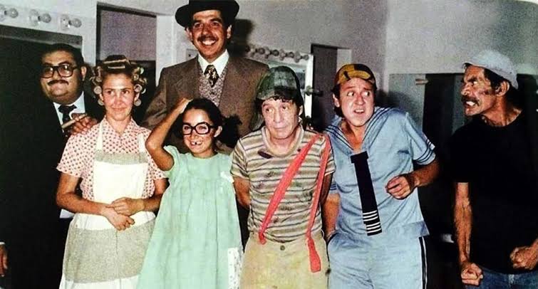 CUALIDADES_D's tweet photo. Junio de 1971 se emite por primera vez la serie de televisión El Chavo del 8 es una serie de televisión cómica mexicana creada y protagonizada por Roberto Gómez Bolaños. https://t.co/X7EVVreNFa