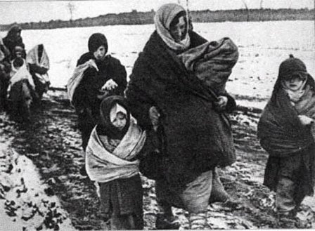 AzeRefugeesArm's tweet photo. Today is #WorldRefugeeDay.
As a result of the #Armenianoccupation 1.2 million of #Azerbaijan|is are refugees and IDPs now.
Also, millions of 🇦🇿is have  been forcibly expelled from 🇦🇲 due to policy of #ethniccleansing.

Our refugees are waiting for the restoration of their rights. https://t.co/ugLptopcKp