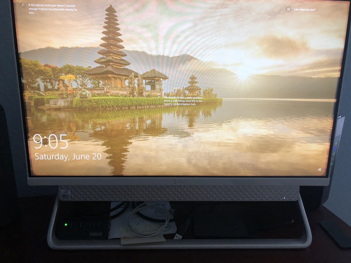 Skinna66's tweet image. I’m a little disappointed @Dell computers. This isn’t even a week old, and the screen won’t stop flickering. iTunes is literally the only thing on here. Did I get a lemon?? #dellcomputer #notworkingright #wasteofmoney