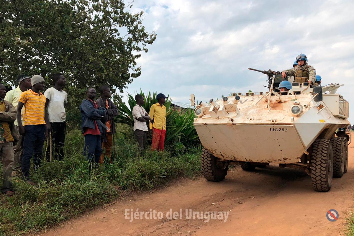 EJÉRCITO DE URUGUAY - Página 29 Ea9h1NwXsAAcCQU?format=jpg&name=medium