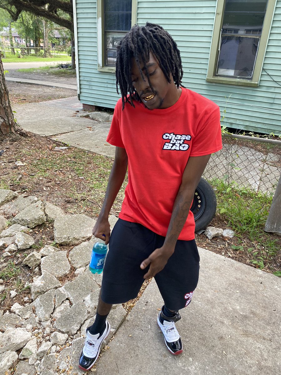 BabyJoeCDBG's tweet photo. Beat The Odds So Many Times❤️🖤💙🌍 #OnlyGodCanJudgeMe #ChaseDatBag https://t.co/gsqqxplh2N