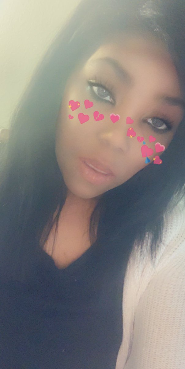 ariipooh89's tweet photo. Old too me new too y’all‼️👋🏽☺️✌🏽🥰👏🏽💋👸🏽💛 https://t.co/yBGT5elWD1