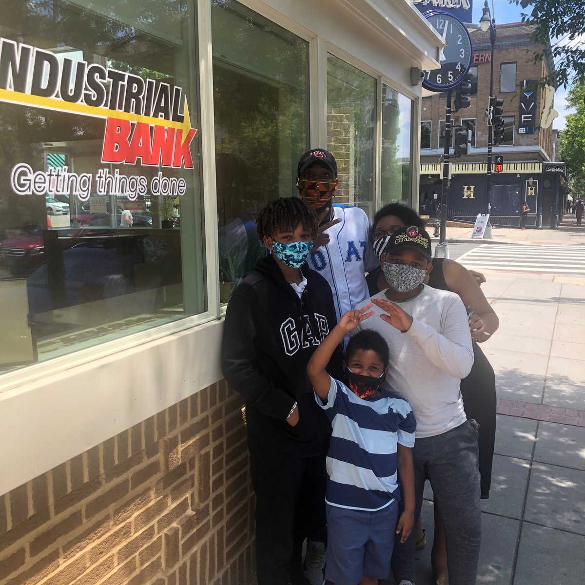FLCT2018's tweet photo. @BankIndustrial #BankingBlack #Bilingual #future #Leaders 

https://t.co/RFv8BHuFCV https://t.co/7N5lgJ1VIC