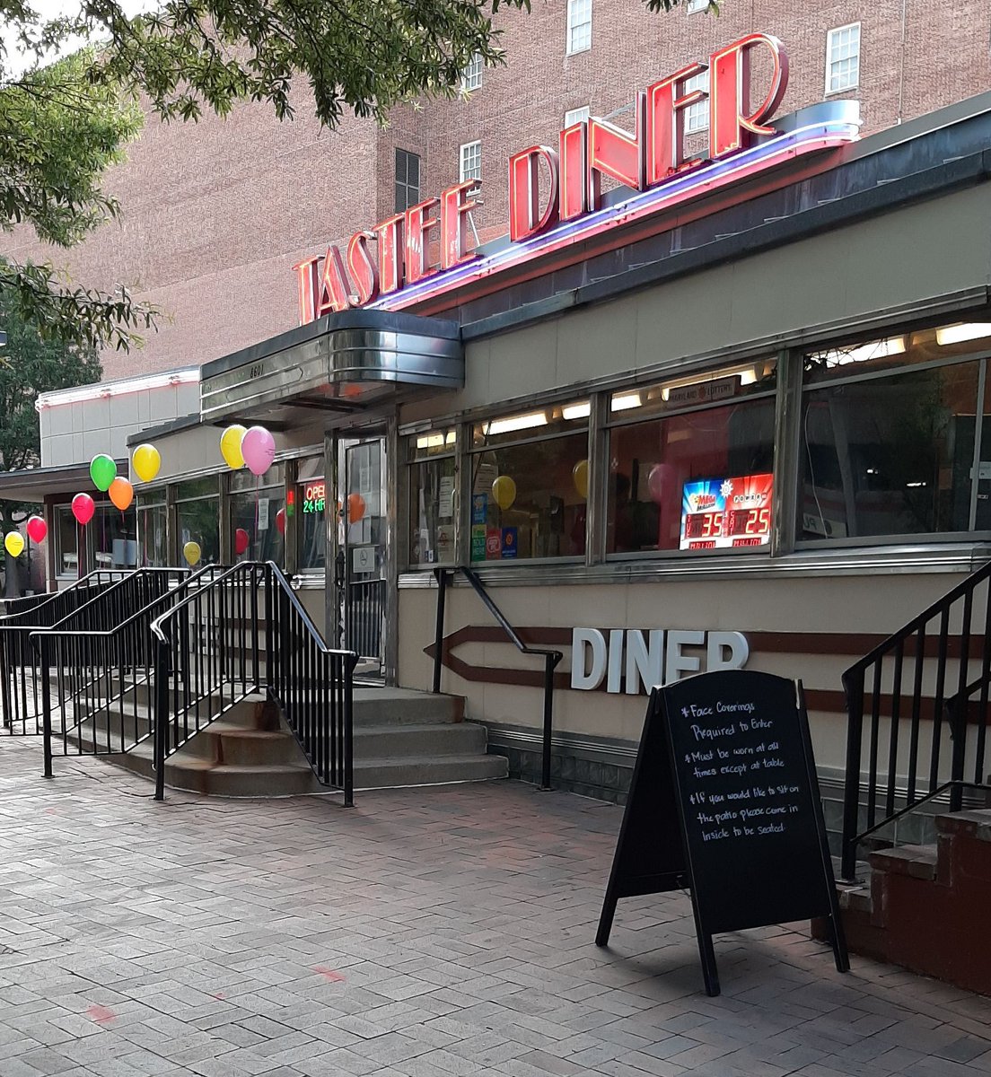 KatieFoundSolace tweet media