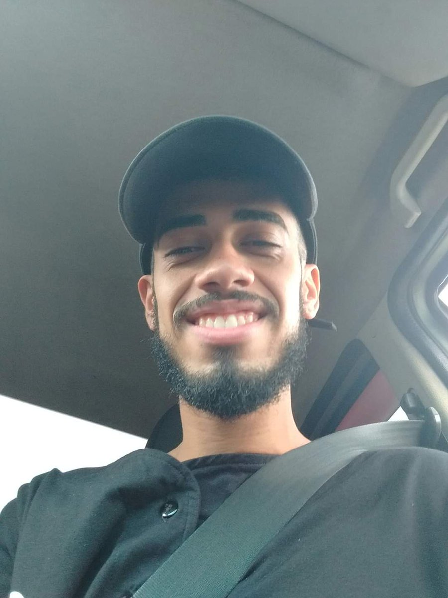 LTLadoA's tweet photo. #CineDrive ??
Kkkkkkkkkkkk foto de 3 anos atrás, o rap ainda não me deu um carro https://t.co/eKCJ2Xf1rm