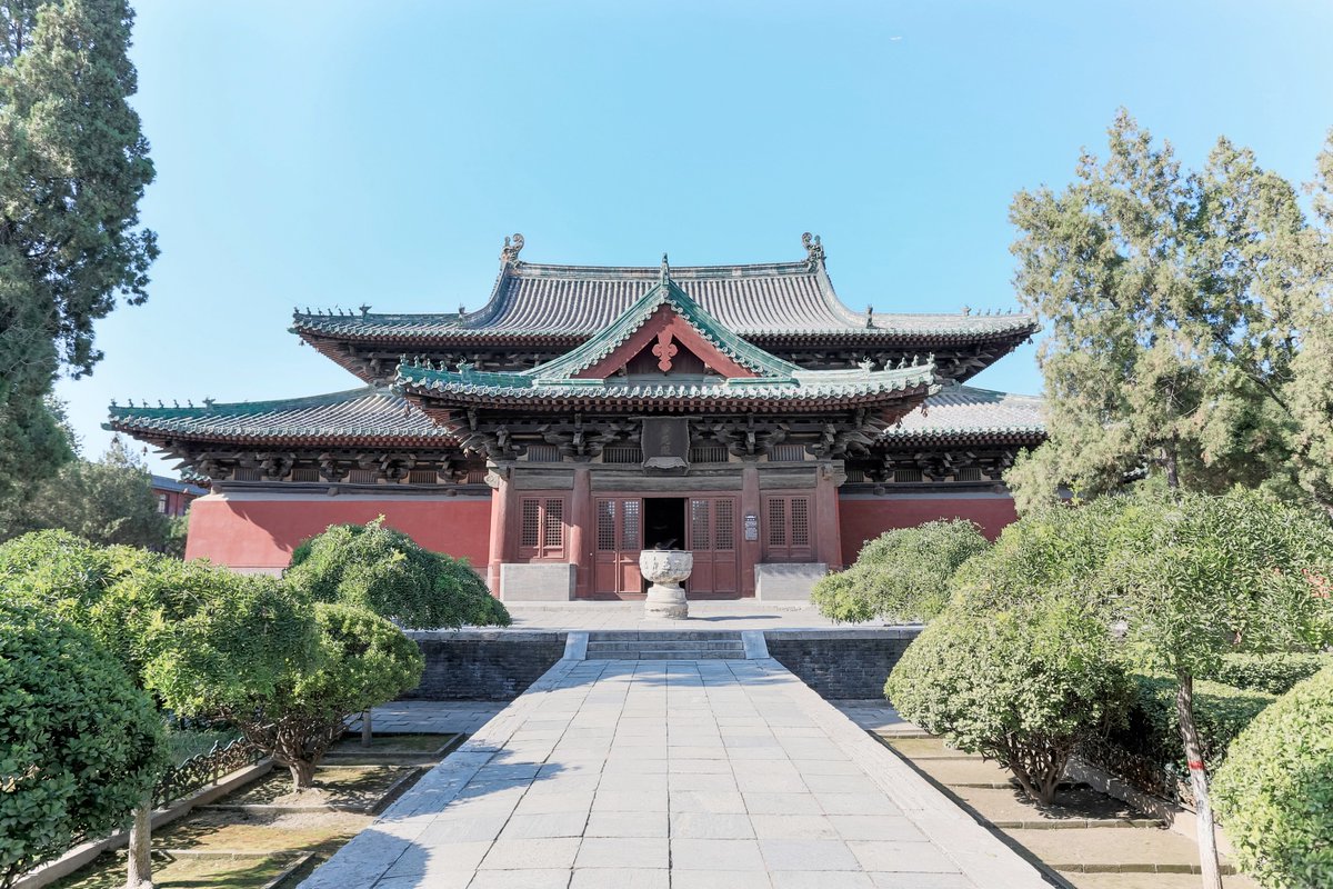3a. Roofs in China were decorated, sometimes to the extreme. The bottom ridge of roofs would be flat from end to end, or they'd be flat at the center but start curving at various degrees towards the ends.Curved roofs were introduced post-Buddhism since Buddhists believed that/