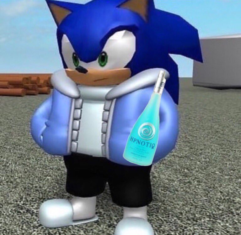 All3Y's tweet photo. @AppleJacKKs94 Sonic With The Hypnotiq😂😂 https://t.co/h41neSUedi