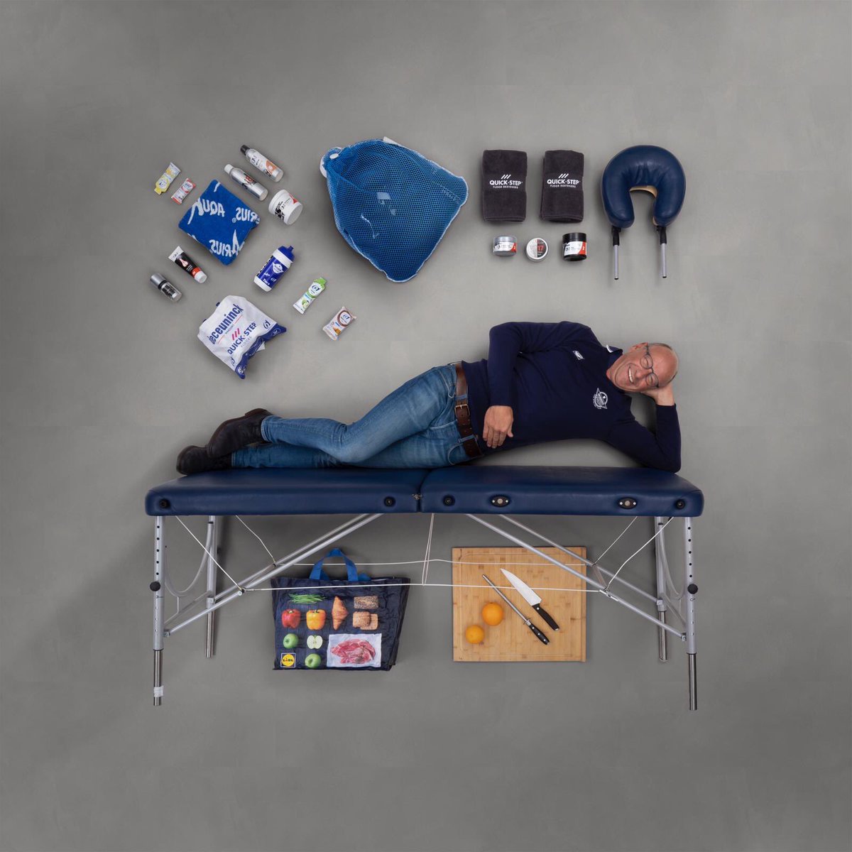 A strong floor for a strong team behind the scenes. Thank you! <a href="/quickstepfloor/">Quick-Step Floors</a>

Rigid Ambiant Click minimal medium grey (RAMCL 40140), vinyl flooring quick-step.co.uk/en-gb/vinyl/am…