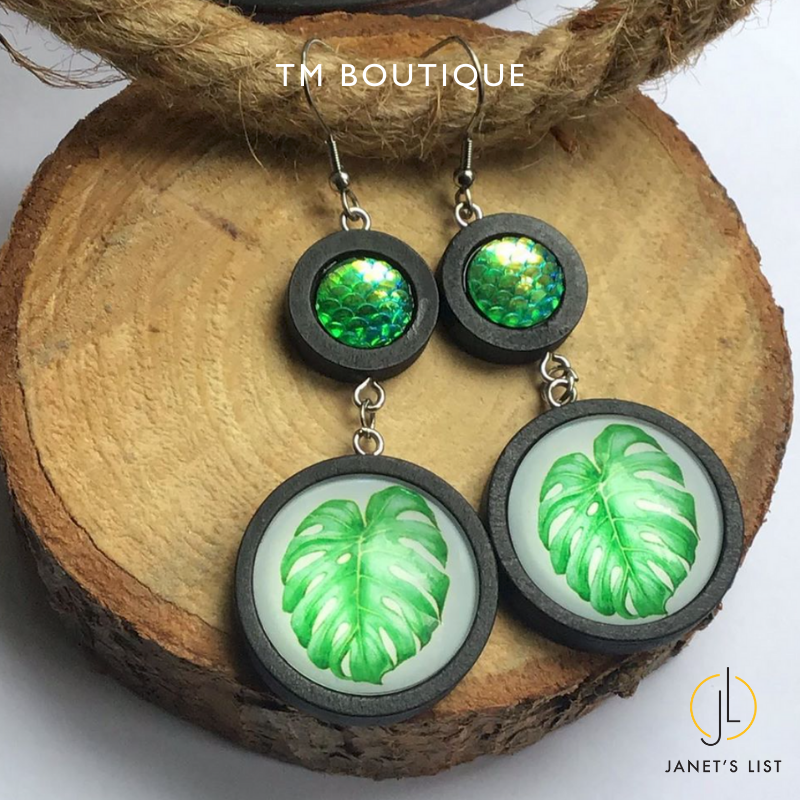 JanetsList's tweet photo. Day 30/30 | TM Boutique

TM Boutique creates jewellery and accessories inspired by the Caribbean. The pieces are made of new and recycled glass, fabric and cork, making them truly one of a kind!⁠ Check them out at: https://t.co/o46DIWysvG #BlackOwnedBusiness #JanetsList https://t.co/shUn6ozeIO
