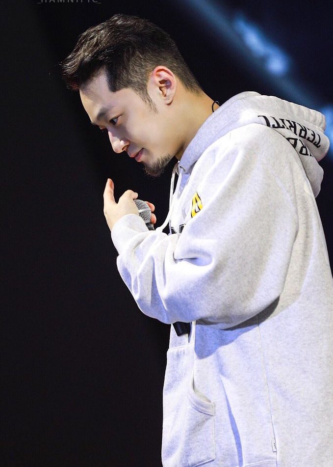 rell_49's tweet image. __*😌🖤🖤🖤