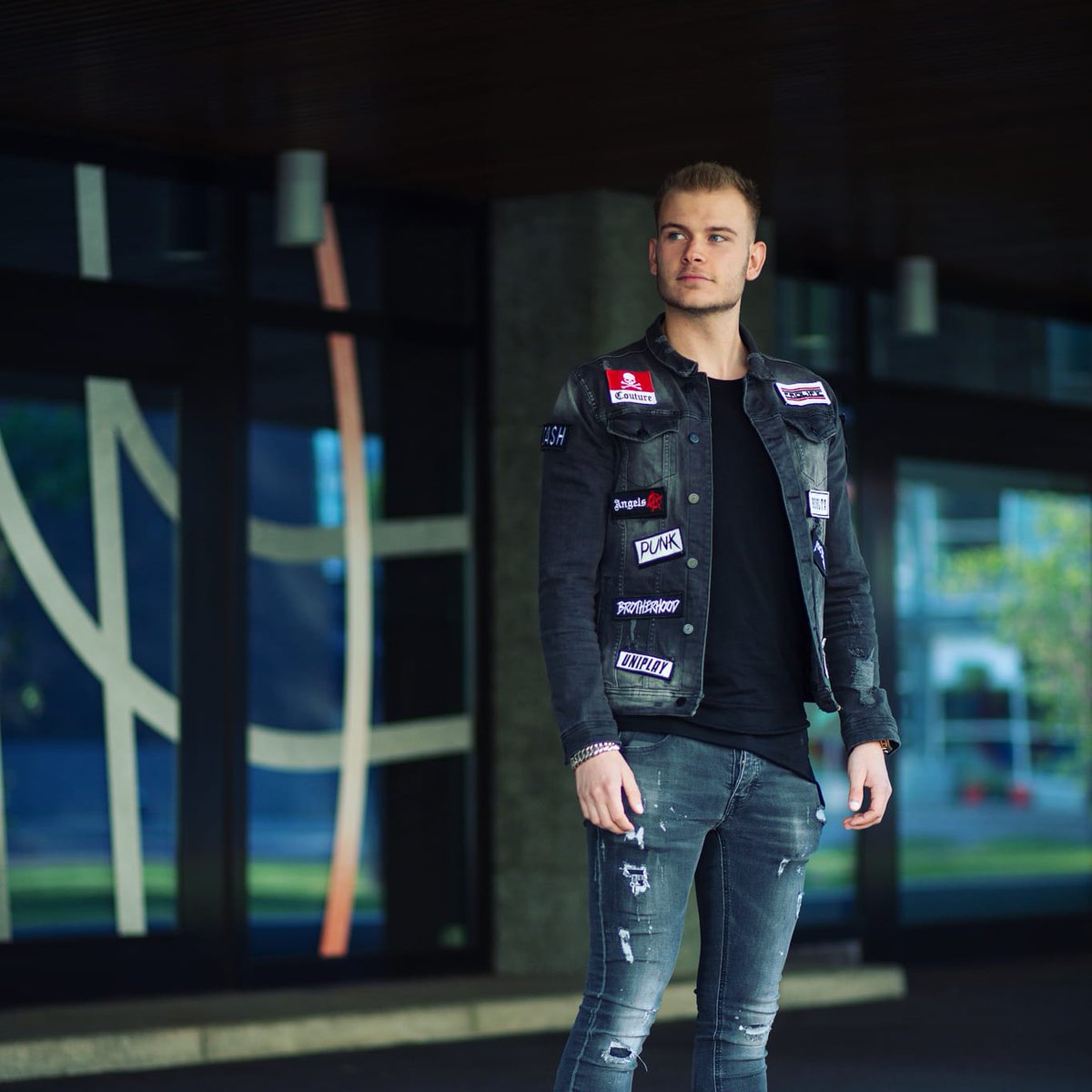 Busy days in the studio, get ready for some banging tracks 💥 Maybe you've heard some of them in the live streams already 🤘🏻

Let me know what you think so far! 🙌🏻