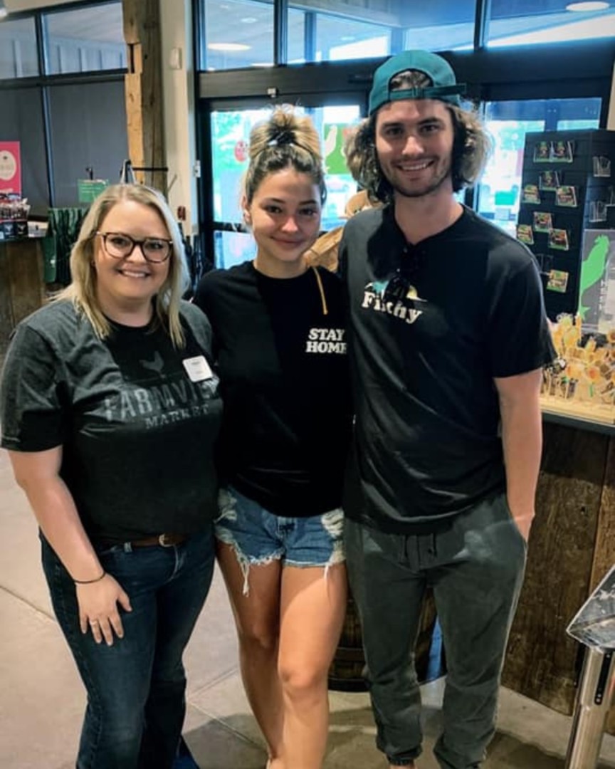 Look who's been spotted in Georgia's Lake Country area at Farmview Market!! Thank you for sharing Alyssa Alsbrooks. #outerbanks #lakeoconee #visiteatonton