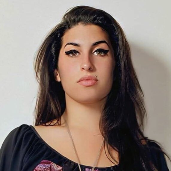 tom on crack on Twitter: "amy winehouse but every time you see her her  smile gets bigger: a thread… "