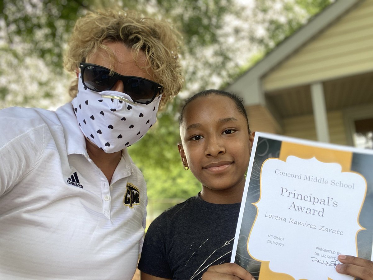 esnyder21's tweet photo. Today was to honor the Principal's Award for outstanding leadership, academic achievement and overall character. So proud of these young people! 🖤💛⛏ @ConcordMiddle 
8th: Ryleigh E. 
7th: Savion A. 
6th: Lorena Z. https://t.co/WOeeZNlQ08