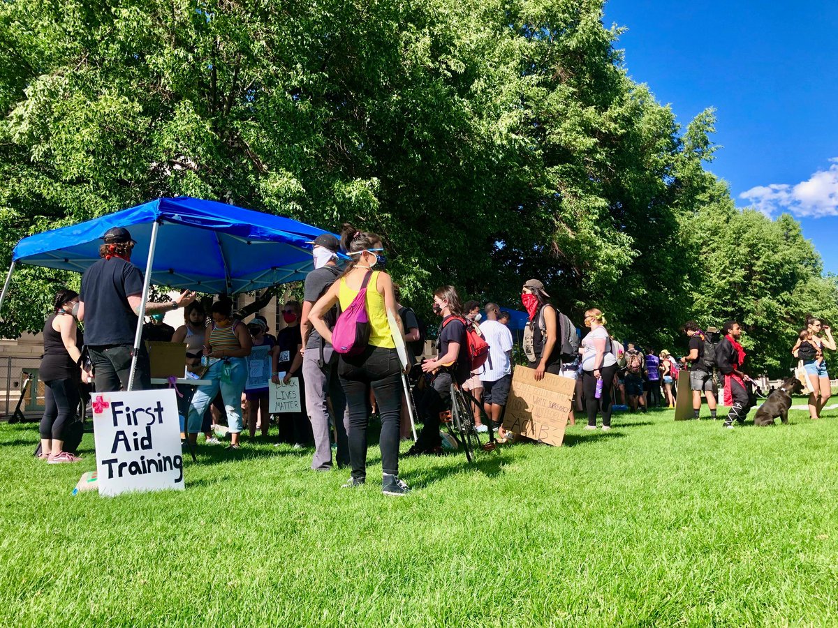 MajesticCollab's tweet photo. Art. Love. Power. Healing. Change. #BlackLivesMatter
We were glad to help amplify yesterday's powerful gathering on Direct Action and Non-Violent Trainings.
@HandsomeLDevils #KoriHazel #KaylaMarque #SurEllz https://t.co/efH3vUorKV