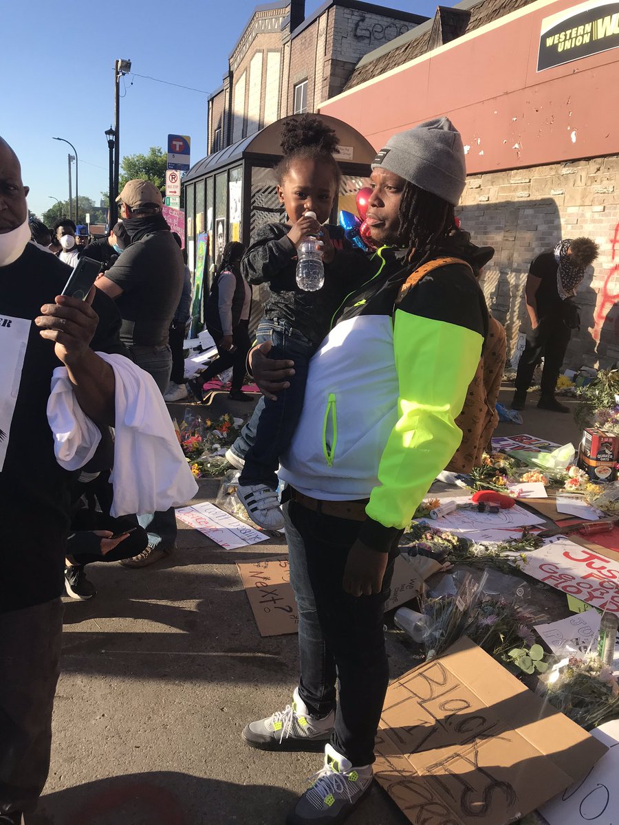 TreyGeeHB's tweet photo. I know my nigga made it to heaven I know it 😩
wish I can call his phone and tell em how it’s goin💔
#LongLiveDuke #BLM #JusticeForGeorgeFloyd https://t.co/YY4mxr1eGc