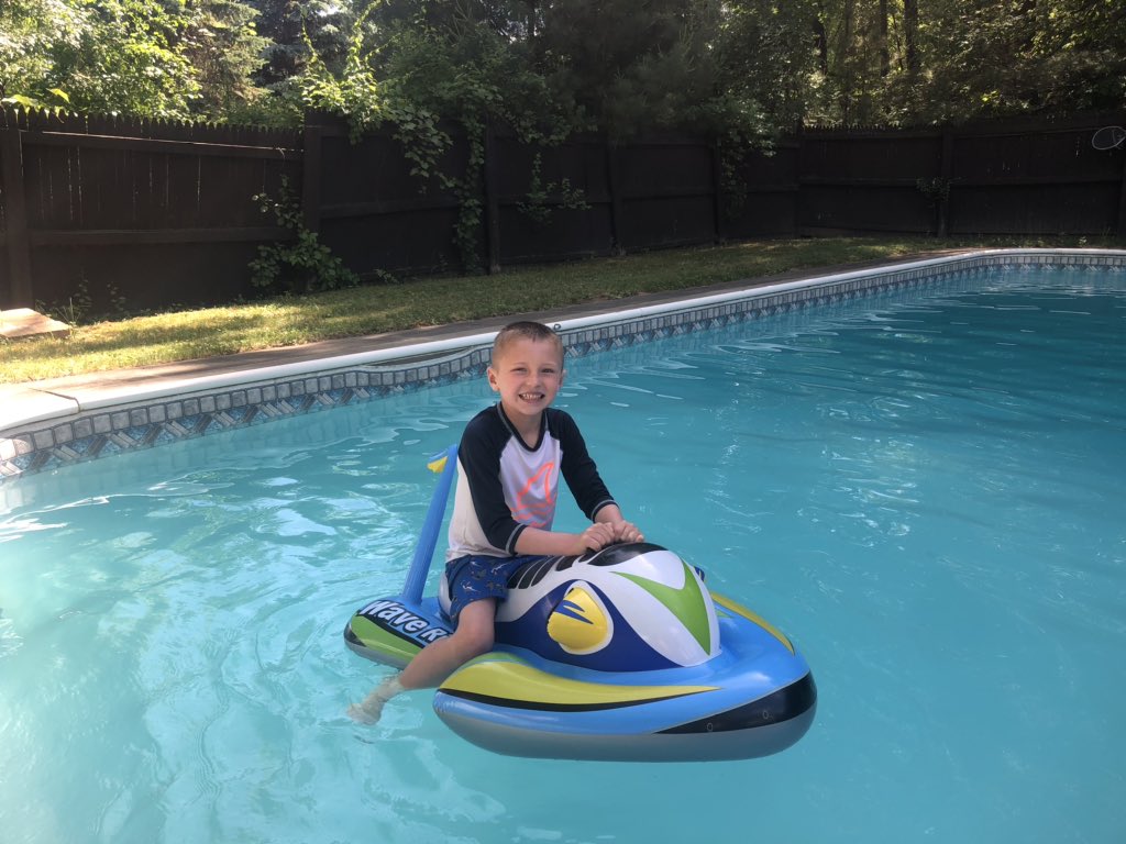 MrsAdrienneSnow's tweet image. Outside Day for @MTEGrade1 @MiltonTerrace #JuneFun