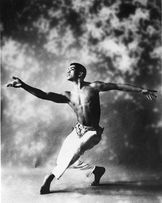 Alvin studied a wide range of dance styles at Horton’s school, which was one of the first racially integrated dance schools in the US. Alvin decided to study language and writing at UCLA before returning to dance for Horton in 1953.