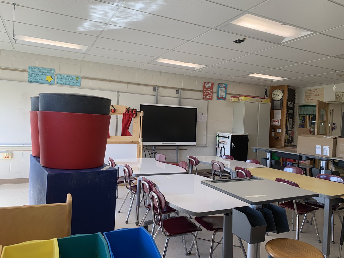 No more pencils, no more books....Peace out 2020 classroom...not how we wanted it to end! Now to Finish Strong with Digital Teaching/Learning until 6/16....Holzer/Beattie let’s make it to the finish line❤️🥰🌼☀️⭐️ You have been amazing!