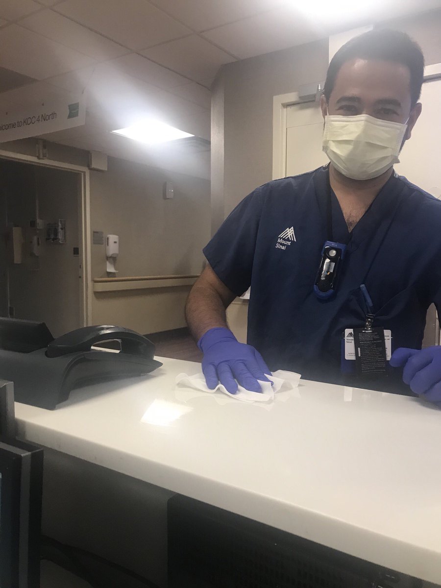 MaryCardiacRN's tweet photo. “We all have to do our part to keep #safe.” Thank you Mohammad for showing how you practice #MSHValue of #Safety by using a break in the patient care action to look out for your colleagues. #wipeitdown #MSHeart #heartofthematter https://t.co/QzTkhUWXcO