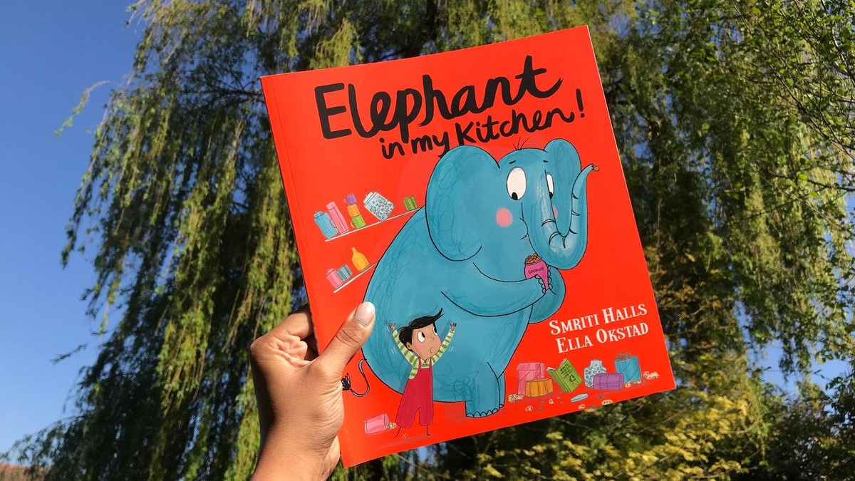 FarshoreBooks's tweet photo. Is that an Elephant in my Kitchen? Nope, it's just me going for my 10th snack of the day. But wild animals really are taking over Rafi's house! He needs to figure out a BIG PLAN to get them back into their own homes. #ElephantInMyKitchen by @SmritiPH and @EllaOkstad https://t.co/Tw4MXjlMN3
