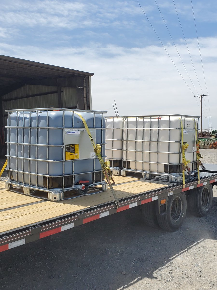 ScottD_redox's tweet photo. #LiquidLunes if you haven't tried out #TriPlexMicroFlowable you are missing out. Easy to use low use rates and has all your micros at the right ratios. Plus don't forget to take your #calcium #PeneCal #MSCalcium #strongCells #MoistureManagenment @redoxgrows #innovativeScott https://t.co/5HdnhaQZaW