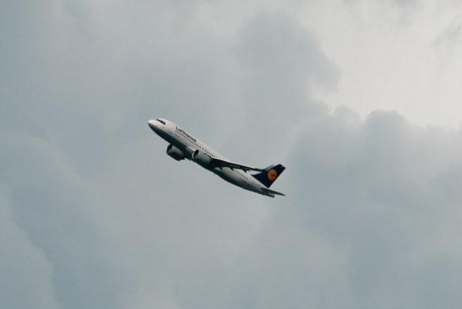 Hello <a href="/lufthansa/">Lufthansa</a>