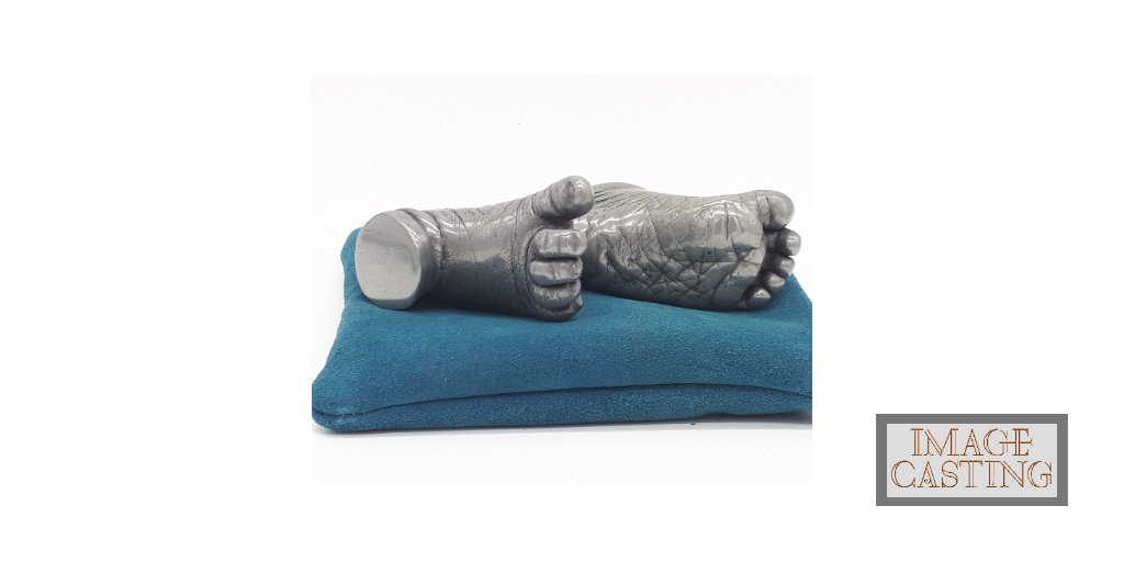 ImageCasting's tweet image. #FathersDay is just around the corner. But how do you make it special for him, even though you're staying at home? How about one of my casting kits? I've got 5% off all open frames until July 5th.