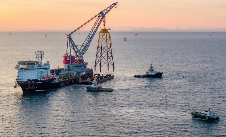 SilverBulletPR's tweet photo. SSE chooses Arklow Bank 2 O&M hub - Arklow Harbour on Ireland’s east coast is the preferred location for the 520MW offshore wind farm's base
https://t.co/PEcO6mWBnS
#OffshoreWind #Ireland #ArklowBank @sserenewables https://t.co/zqm3JTyS4a