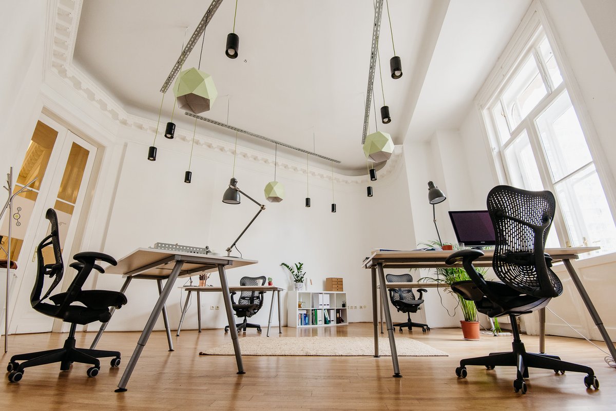 Bérelj kiadó irodát a Ferenciek terén. Startupoknak ideális választás: privát csapatiroda a közösségi, coworking irodában. 
budapest.impacthub.net/berelj-egy-saj…