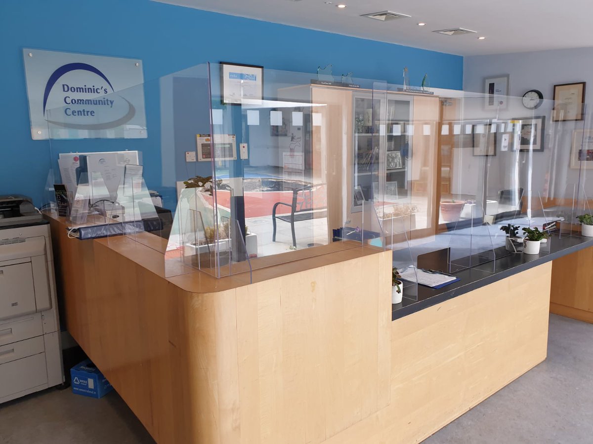 AppliedSigns's tweet image. Custom protective screening installed in client's workplaces in the past week. Contact us now for similar as perspex is a hot commodity right now and we are reserving it for our clients on a first-come-first-served basis 😉