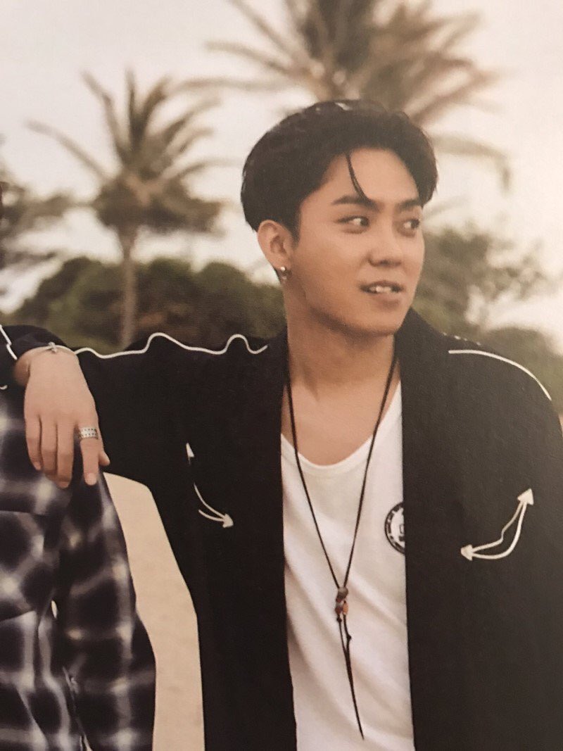 nica 🖤 eun jiwon tweet media