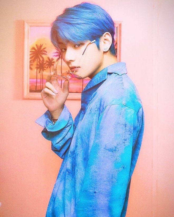 We are getting actor Taehyung”: BTS' V's fans react to the first teaser for  b-side track Blue music video