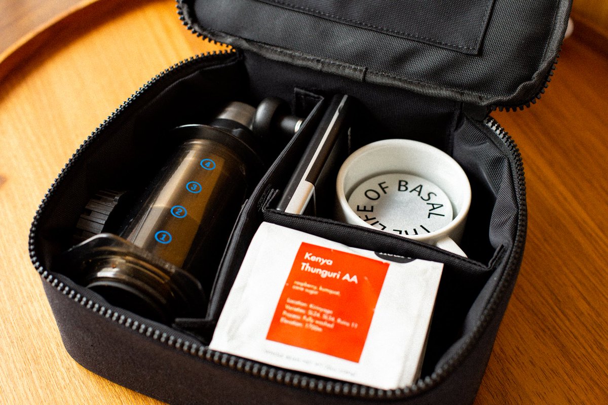 thelifeofbasal's tweet photo. Outright the simplest way to carry and safeguard your coffee brewing gear
•
‘Filter Coffee Traveller’
https://t.co/6bDiEoLJ2h
#Basal #TheLifeOfBasal #AeroPress #Hario #Musician #DripCoffee #DripBrew #FilterCoffee #ManMakeCoffee #ThirdWaveCoffee #Travelling #Porlex #BrewAtHome https://t.co/ZckJweR7sz