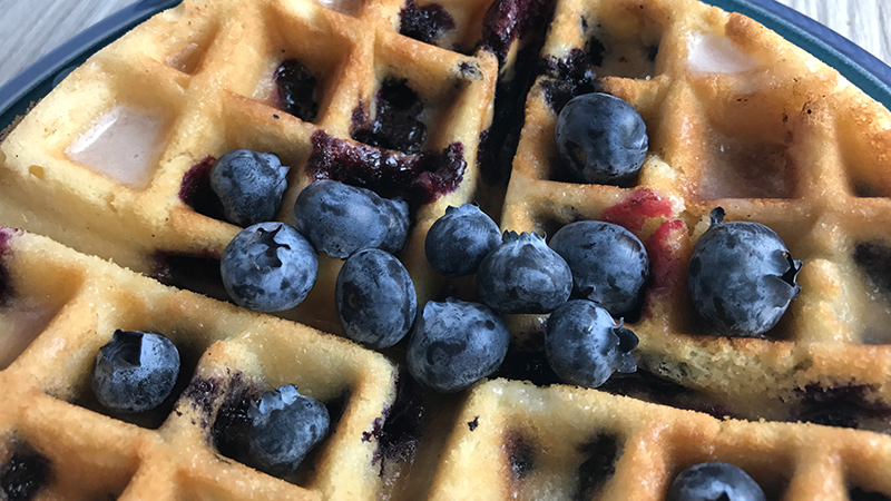 abitinspired's tweet photo. Lemon Blueberry Pound Cake Waffles https://t.co/YNzBUUGDGl https://t.co/XxfAnJAZxd