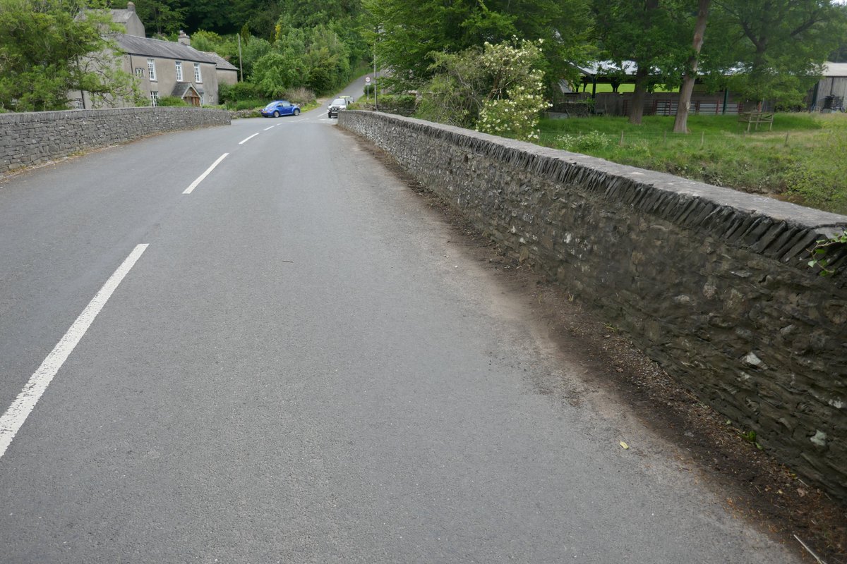 TheLengthsman's tweet photo. An afternoon being a proper #Lengthsman ~ no weeds and grass on the bridge at #PennyBridge over the #RiverCrake
#makingadifference https://t.co/C8y9AWuyMQ
